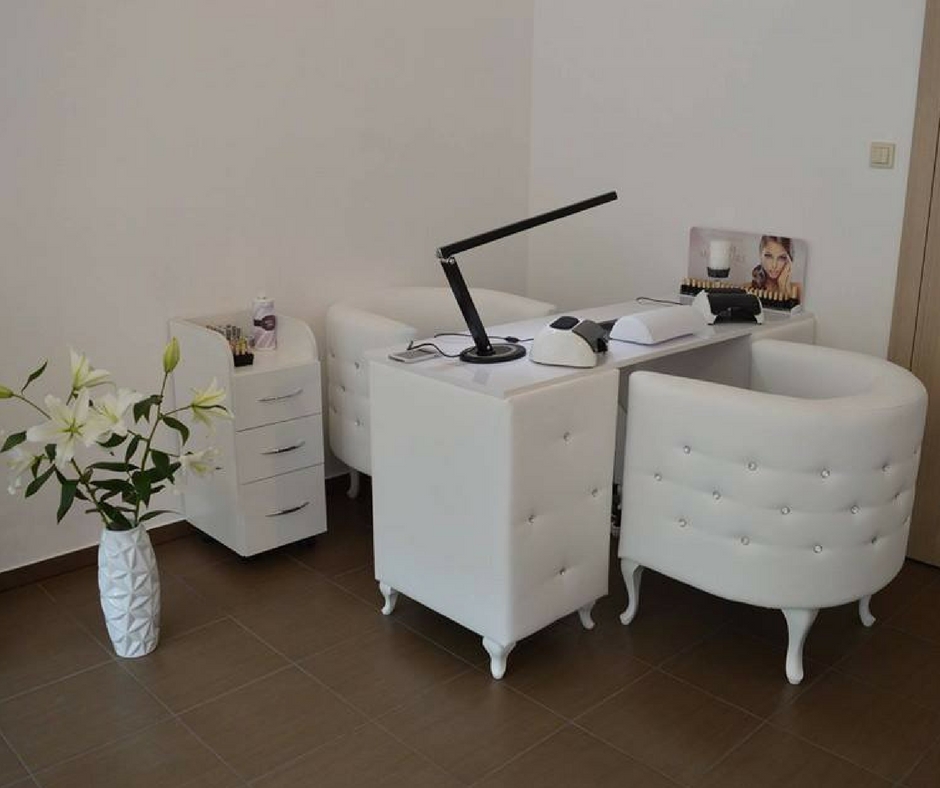 Furniture gallery. Bella Furniture, Bespoke, customized Furniture